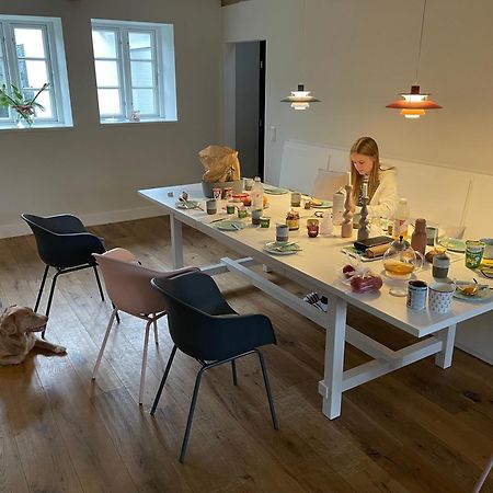 Ferienwohnung Kapitaenshaus Von 1712 - Neu Saniert Nieblum Exterior foto